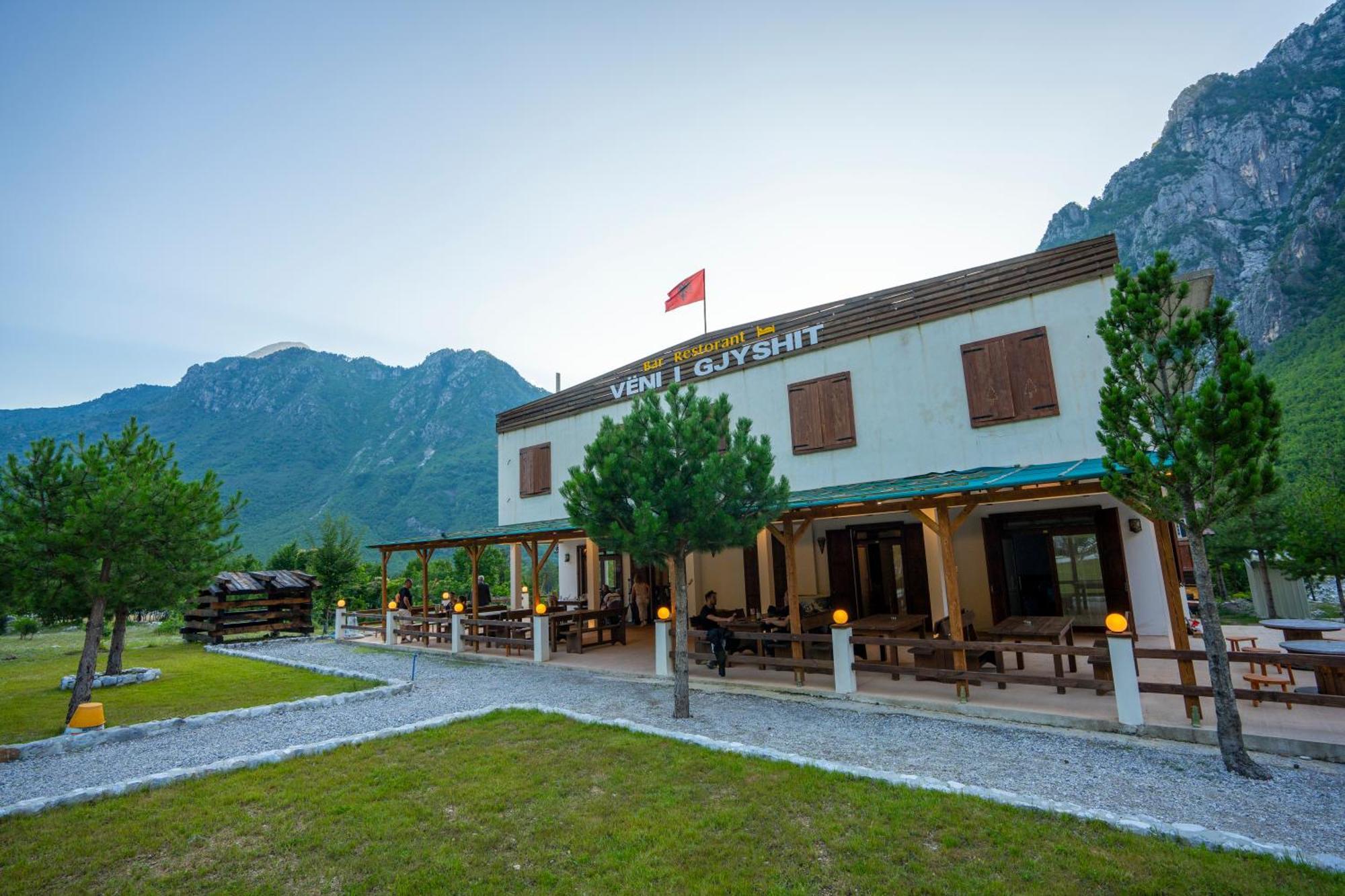 Guesthouse Veni I Gjyshit Nderlysaj Zewnętrze zdjęcie
